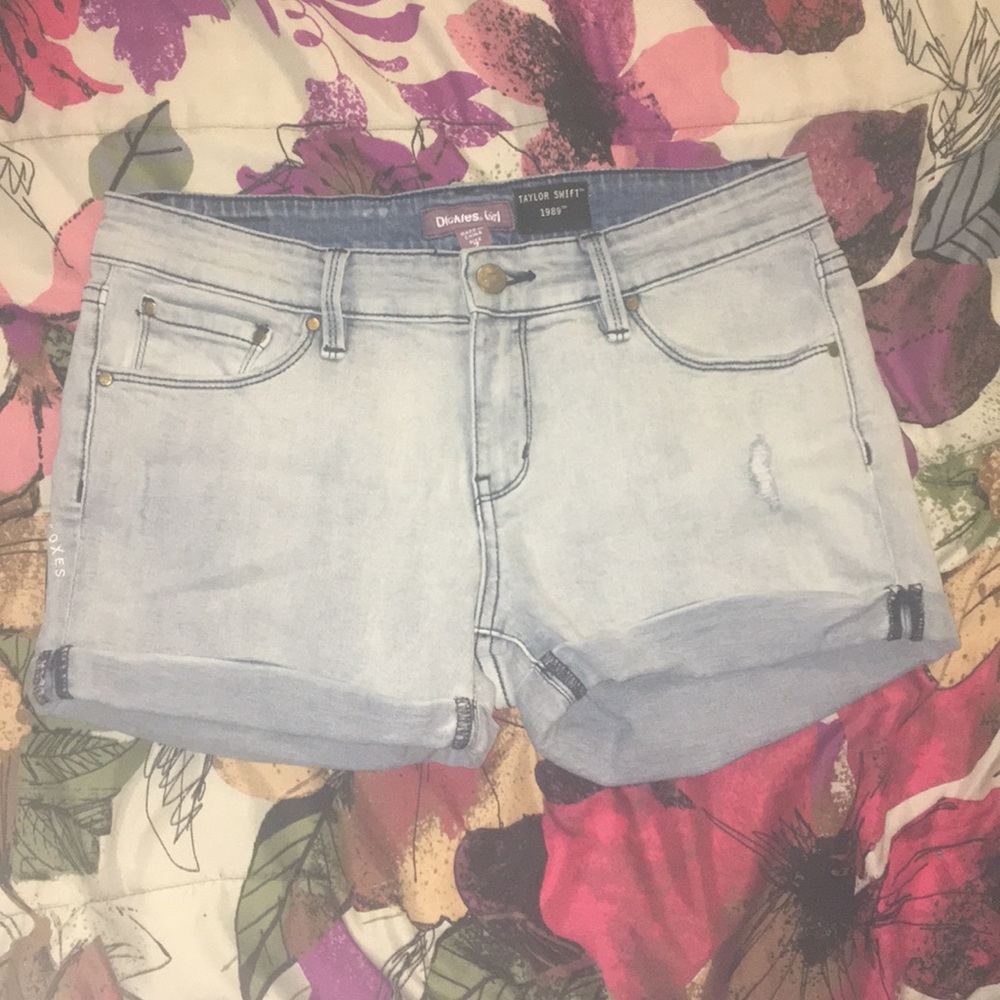 Taylor Swift 1989 shorts